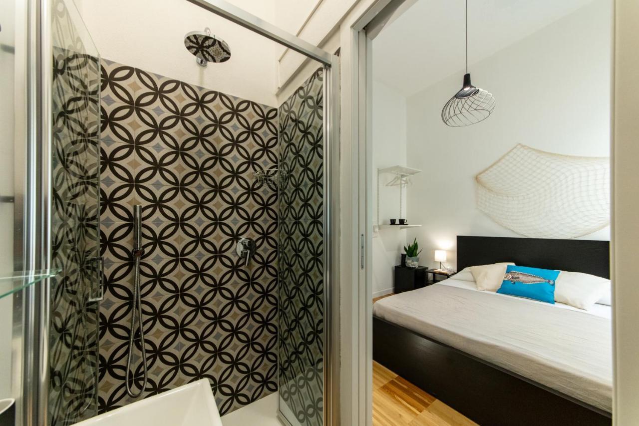 Lele'S Rooms 卡利亚里 外观 照片