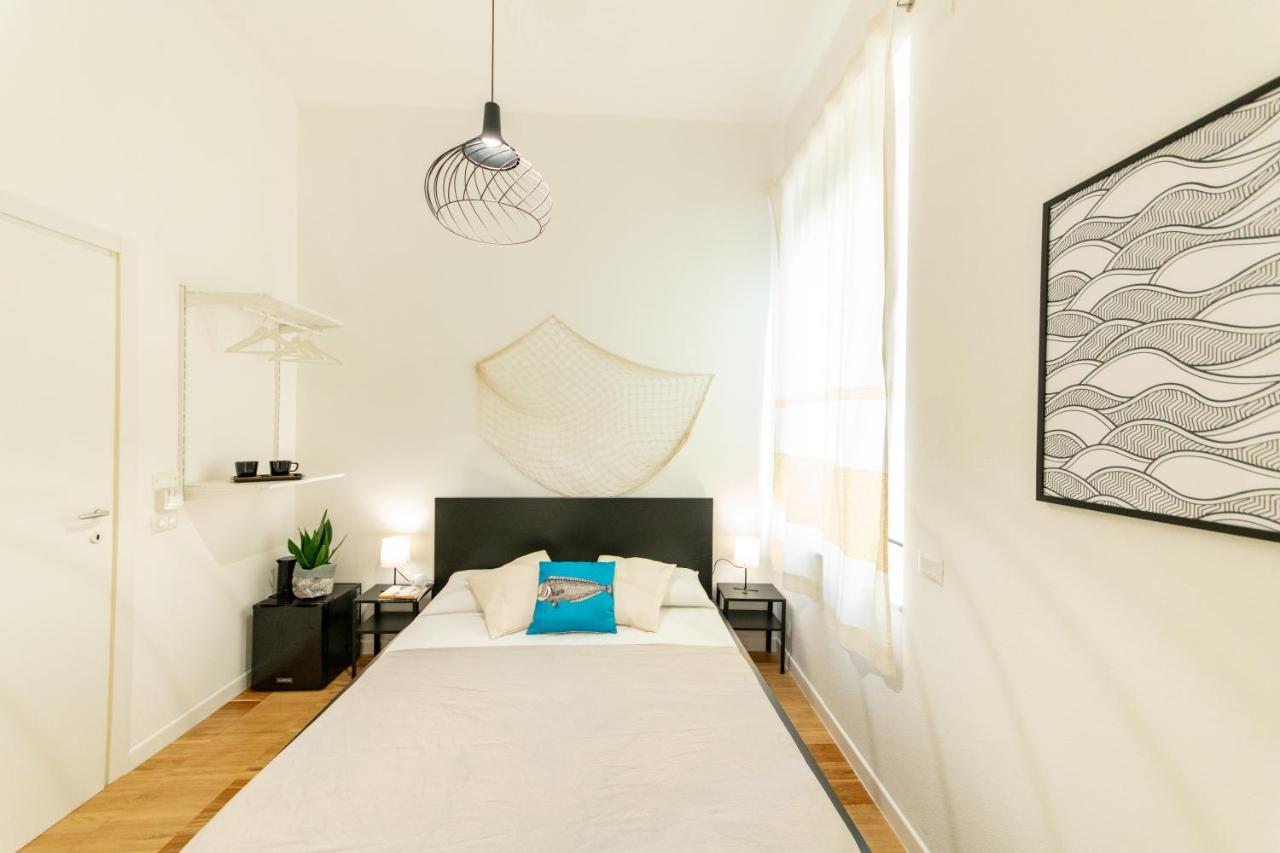 Lele'S Rooms 卡利亚里 外观 照片
